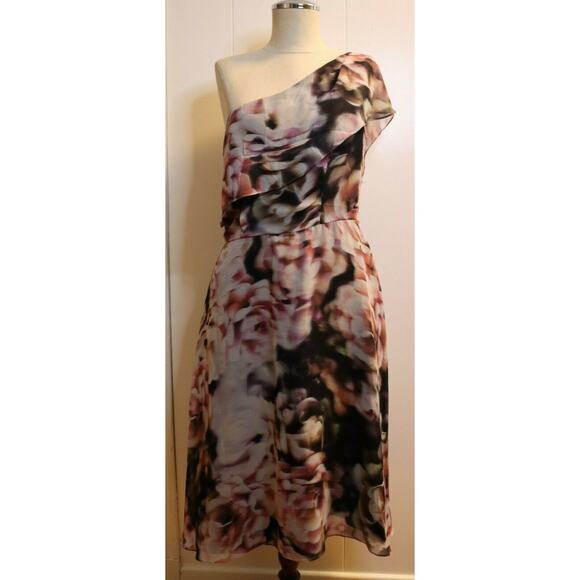 Slate and Willow Dress Size 8 - Picture 3 of 12